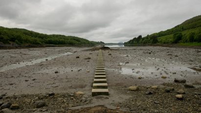 Snøhetta creates disappearing walkway on Traelvikosen Scenic Route