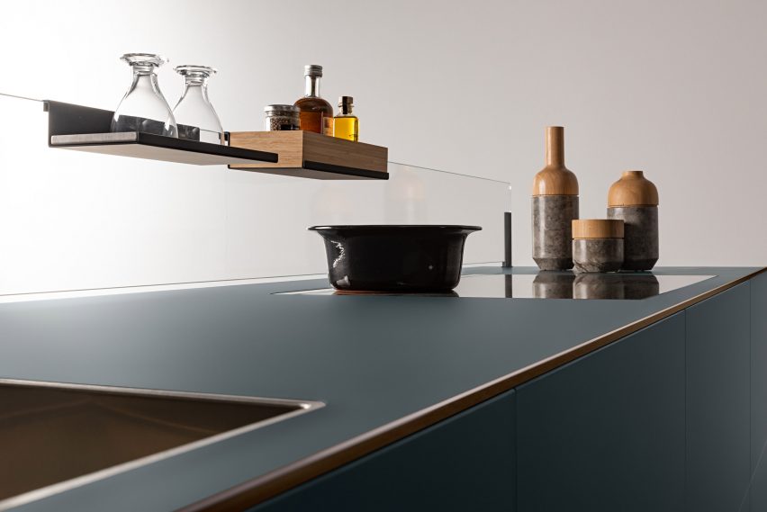 Artematica Soft Outline kitchen by Valcucine