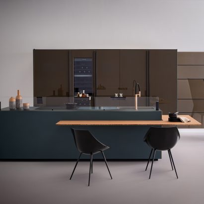 Artematica Soft Outline kitchen by Valcucine