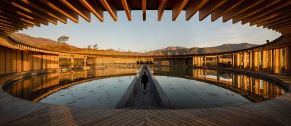 Sordo Madaleno Arquitectos clubhouse