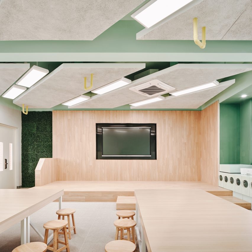 Huishi Primary School