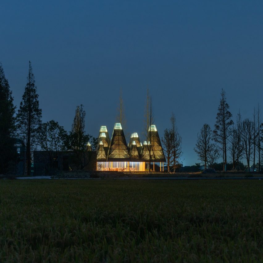 Restaurant of Metasequoia Grove by GOA (Group of Architects)