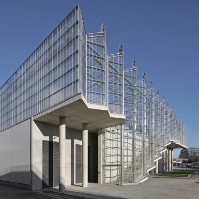 Rooftop Greenhouse Agrotopia by META architectuurbureau and van Bergen Kolpa Architecten