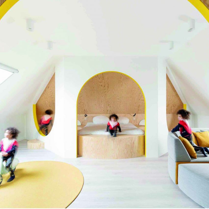 Relaxing Geometry with Pops of Yellow