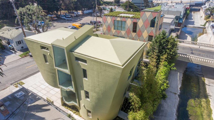 A+M House by Eric Owen Moss