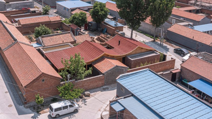 Aerial image of Mixed House by Arch Studio