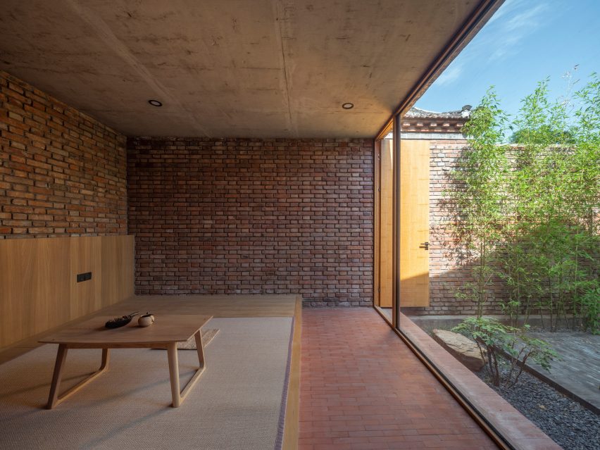 Interior of Mixed House by Arch Studio