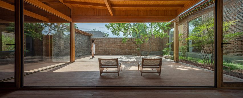 Exterior of Mixed House by Arch Studio