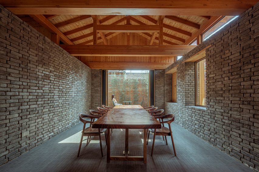 Interior of Mixed House by Arch Studio