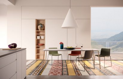 Aeeri steel table