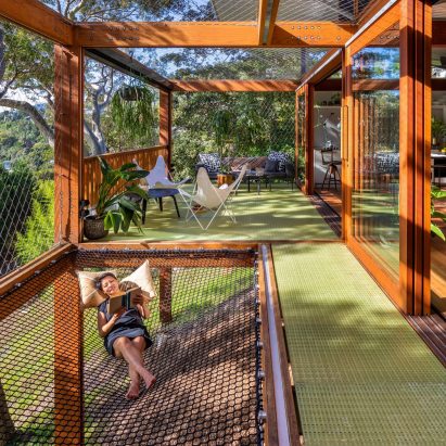 Treehouse-style Balmy Palmy House in Sydney by CplusC Architectural Workshop