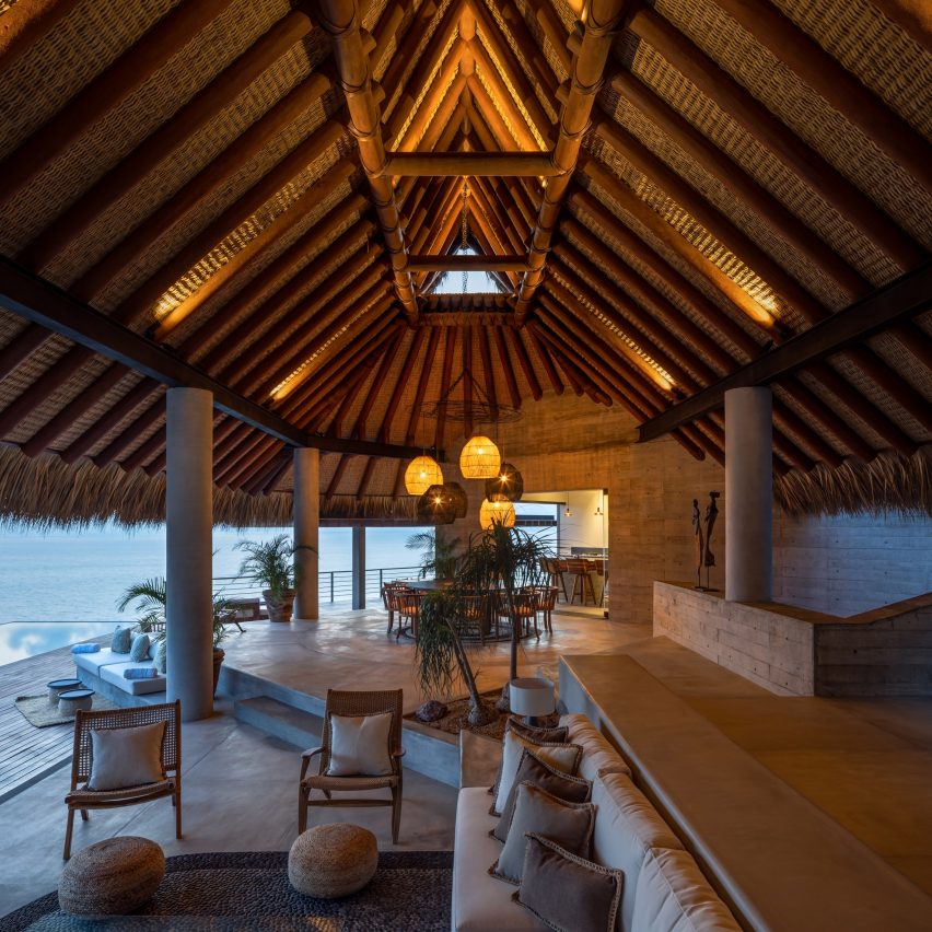 Casa Acantilado Zozaya Arquitectos