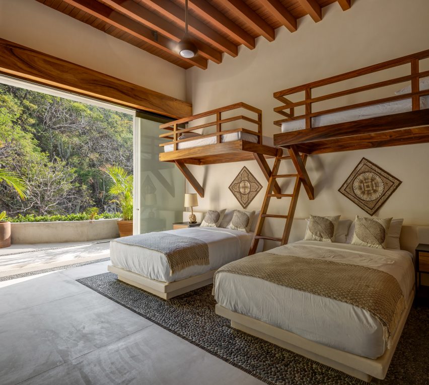 Casa Acantilado Zozaya Arquitectos