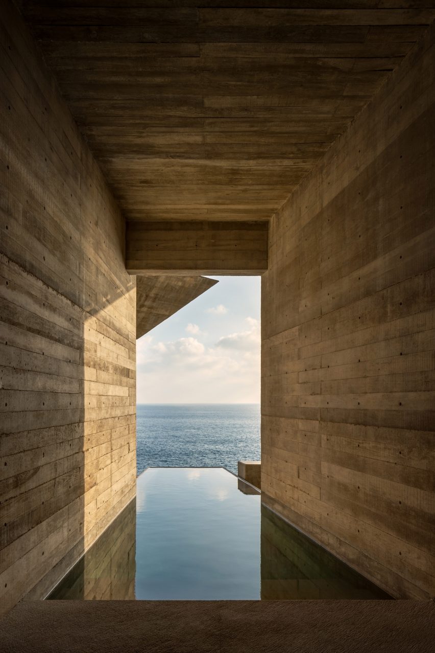 Casa Acantilado Zozaya Arquitectos
