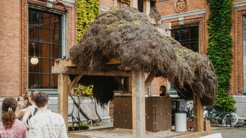 Rex Skov Arkitekter tops Chart Art Fair pavilion with seaweed roof