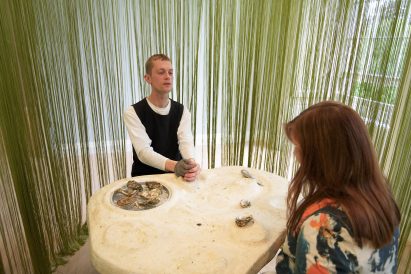 Oyster table