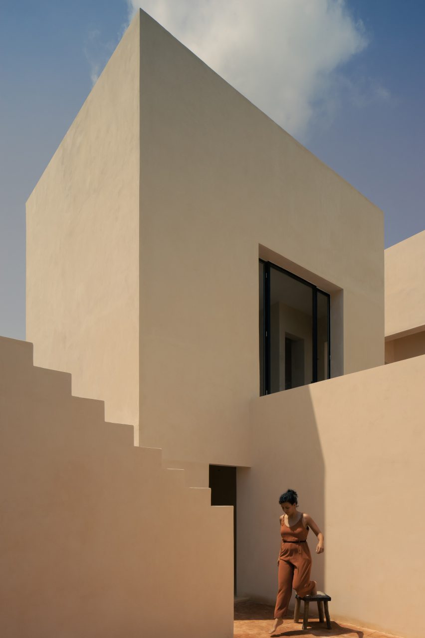 Cuatro Cielos by Void Studio