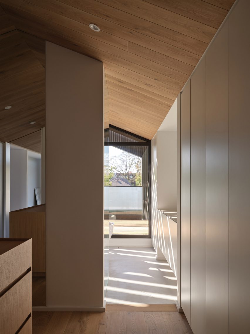 Everden House in Toronto by StudioAC
