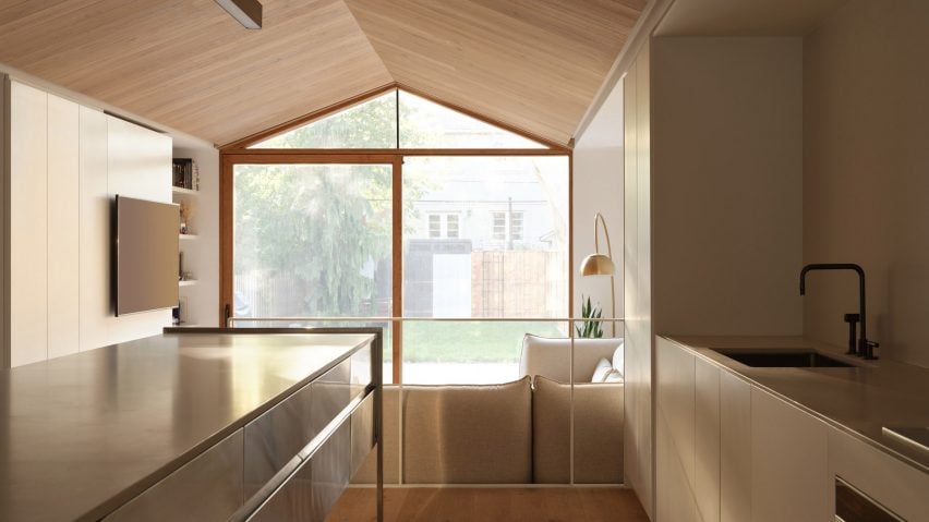 Everden House in Toronto by StudioAC
