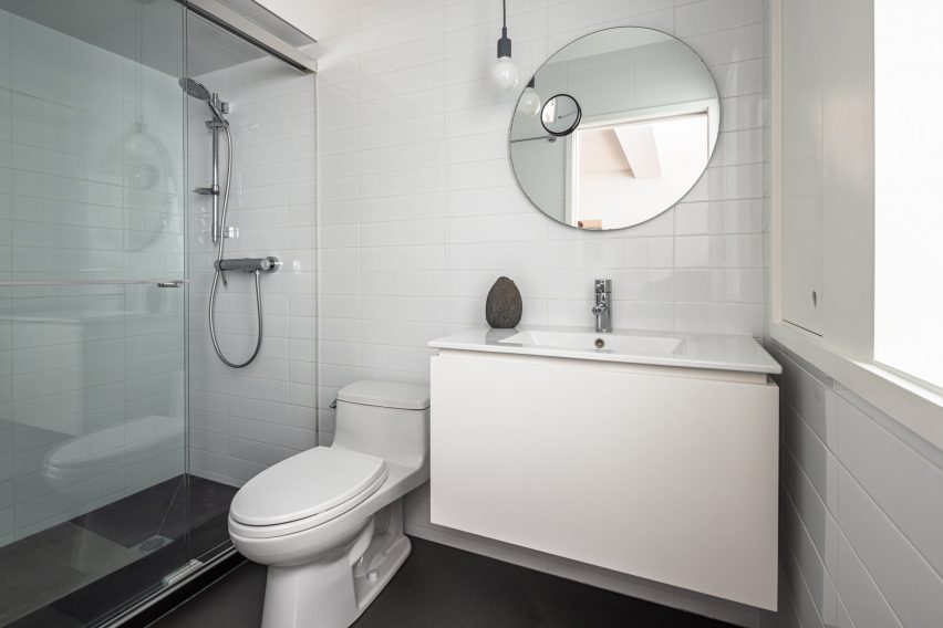 17 Jackson Place by Fanny and Matthew Mueller