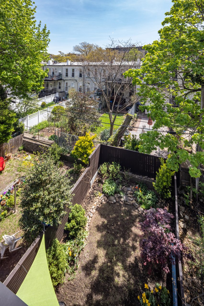 17 Jackson Place by Fanny and Matthew Mueller