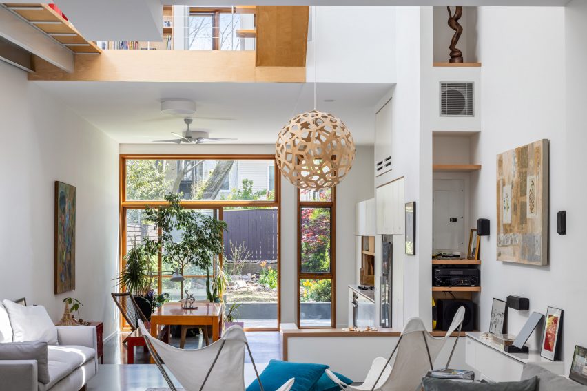 17 Jackson Place by Fanny and Matthew Mueller