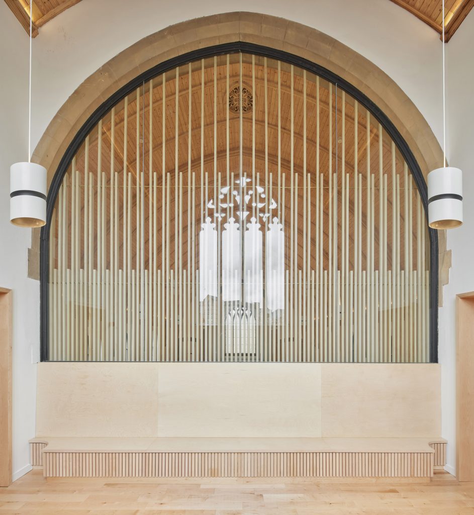 Photograph showing screen sectioning off sanctuary area