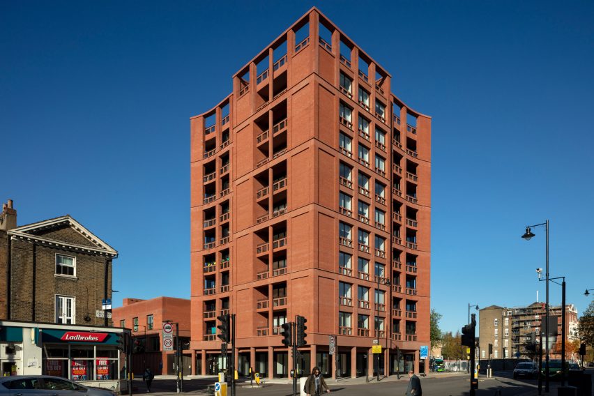 333 Kingsland Road by Henley Halebrown