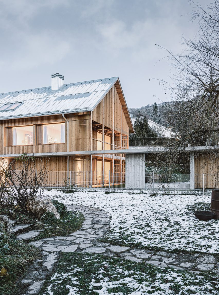 Haus L in Austria by Dunkelschwarz