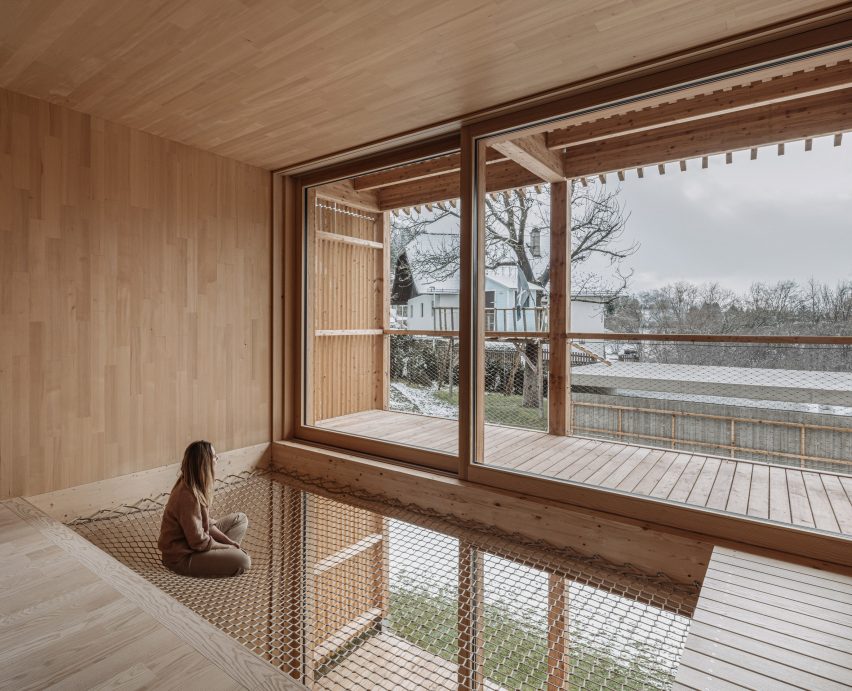 Haus L in Austria by Dunkelschwarz
