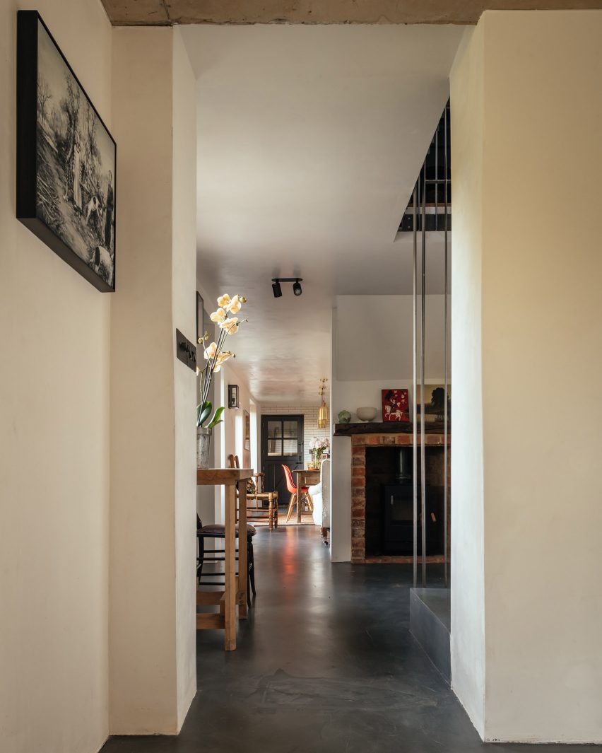 Interior of Hampshire house extension by Invisible Studio