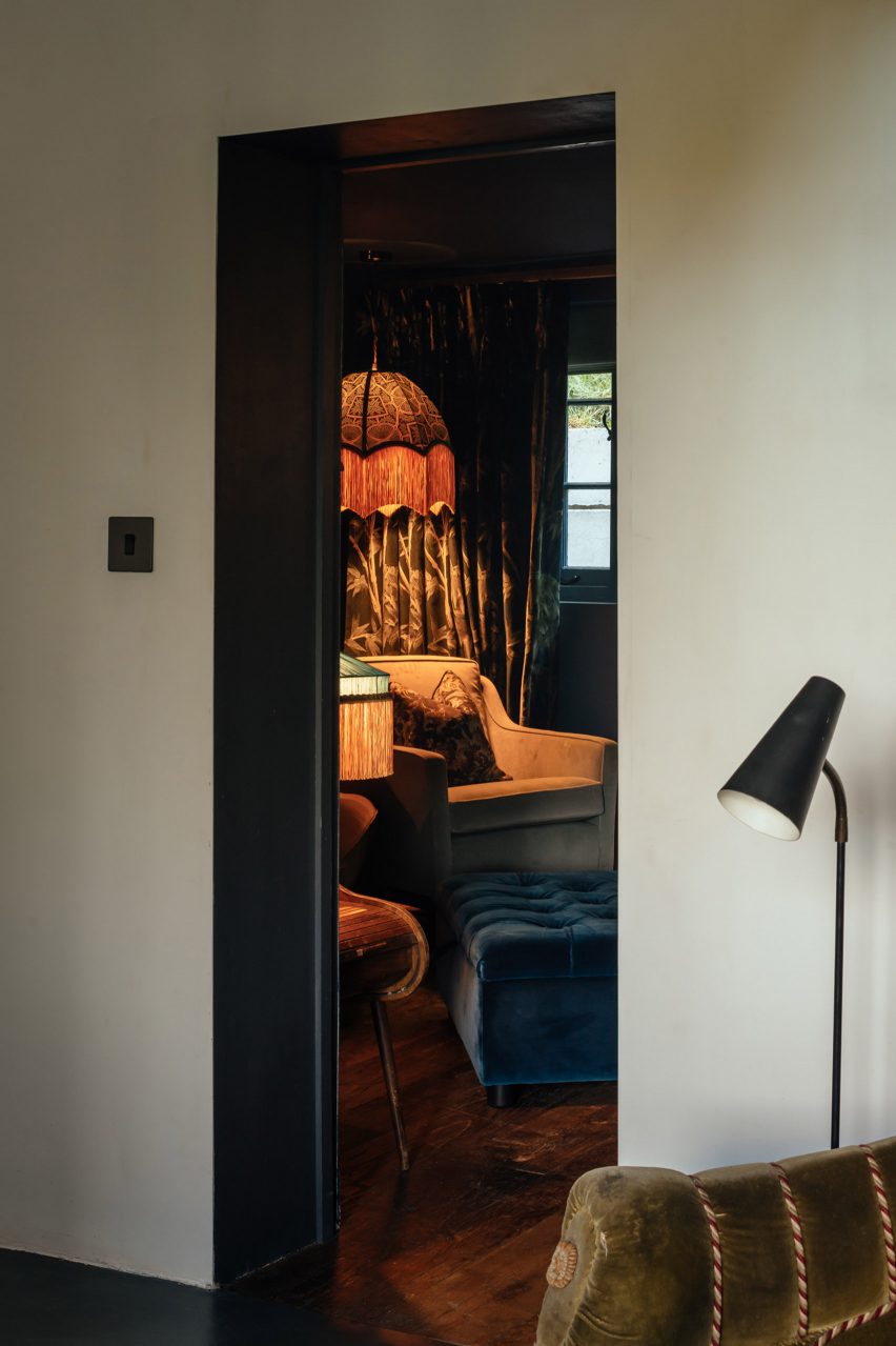 Interior of Hampshire house extension by Invisible Studio