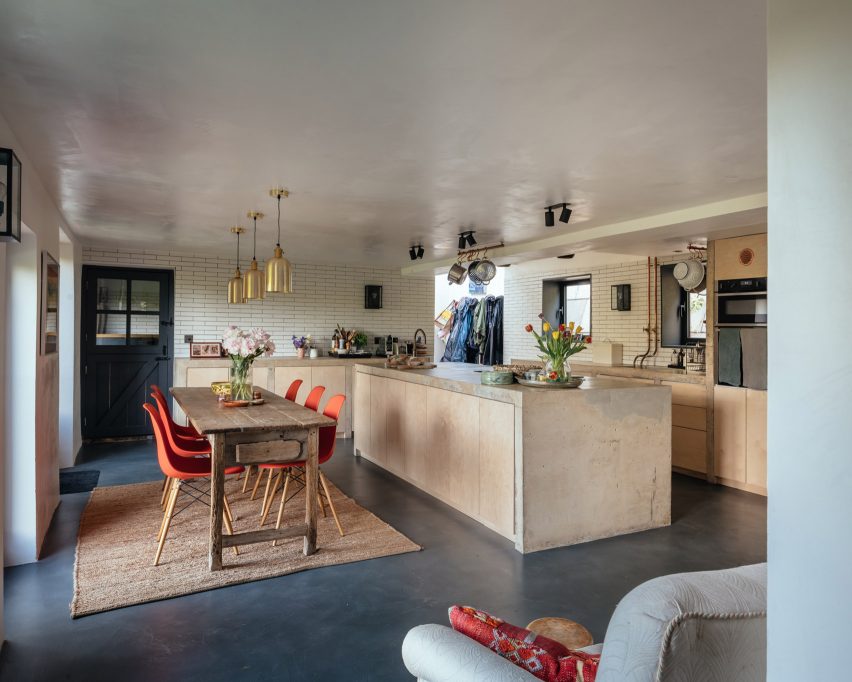 Interior of Hampshire house extension by Invisible Studio
