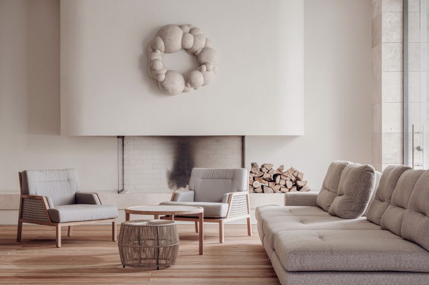 Mureli House in Kozyn, Ukraine, by Makhno Studio