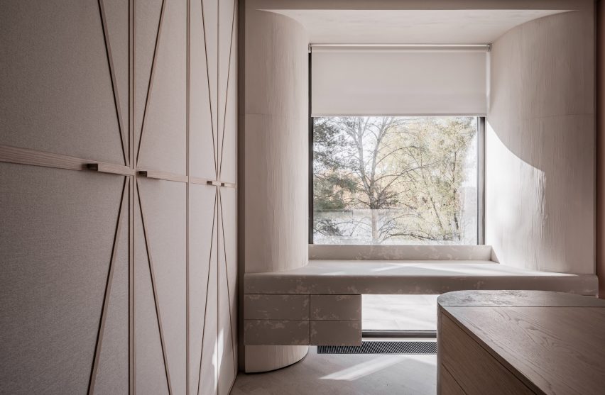 Mureli House in Kozyn, Ukraine, by Makhno Studio