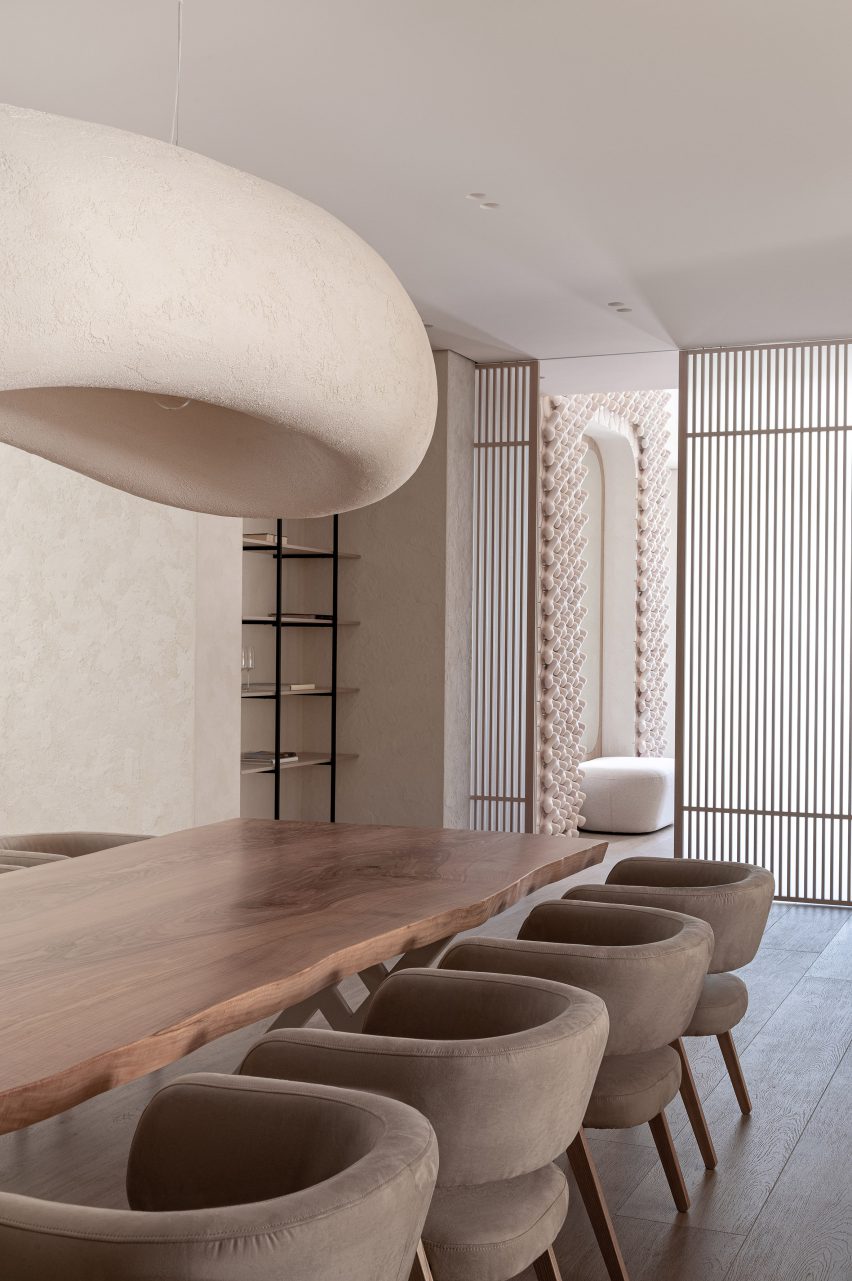 Mureli House in Kozyn, Ukraine, by Makhno Studio