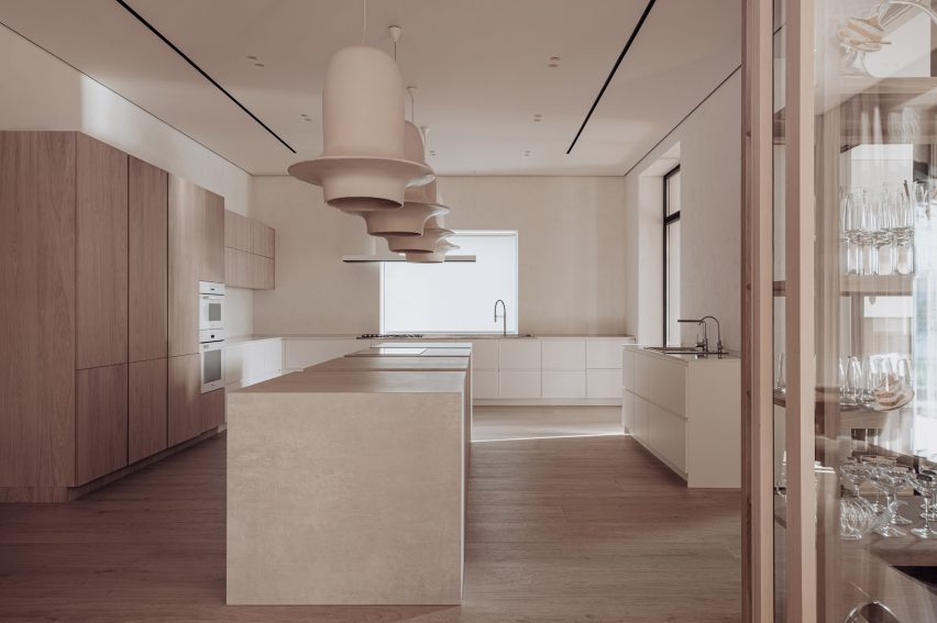 Mureli House in Kozyn, Ukraine, by Makhno Studio