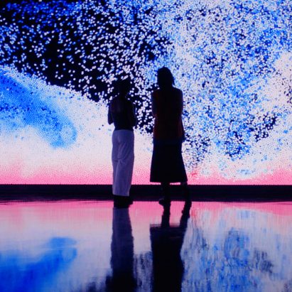 Maxim Zhestkov creates digital “motion sculptures” with algorithms informed by physics