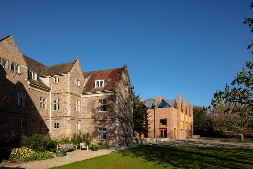 Exterior of New Library, Magdalene College by Niall McLaughlin Architects