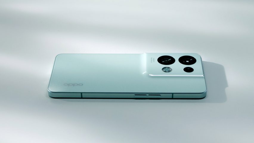 OPPO introduces smartphone with a streamlined back cover made from a single piece of Gorilla glass