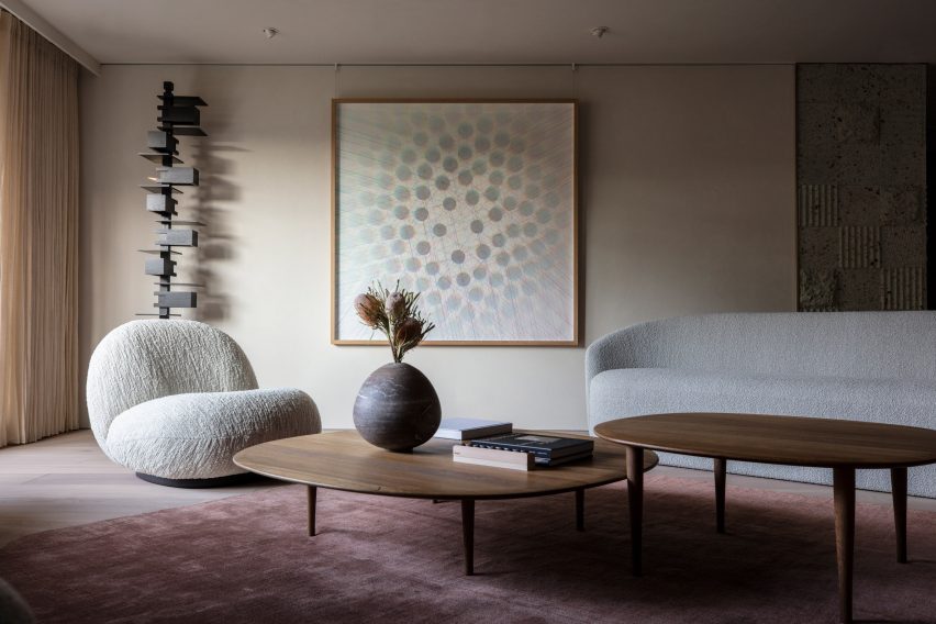 OEO apartment