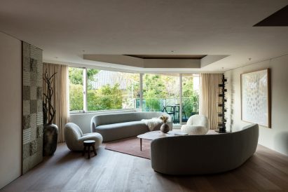 Living room by OEO Studio