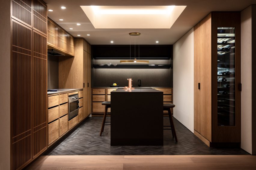 OEO apartment