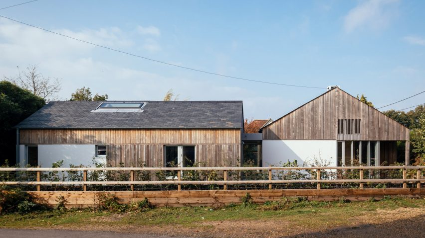 Exterior of Clay Retreat house by Pad Studio