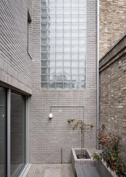 Brick-lined roof terrace at Hercules Street housing