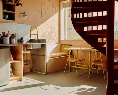 Holiday home in Watchet with CNC-etched walls