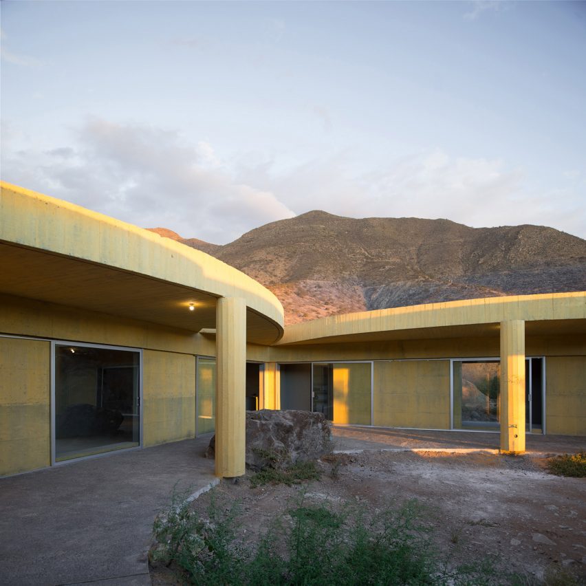Living spaces of Raem House by Pezo von Ellrichshausen