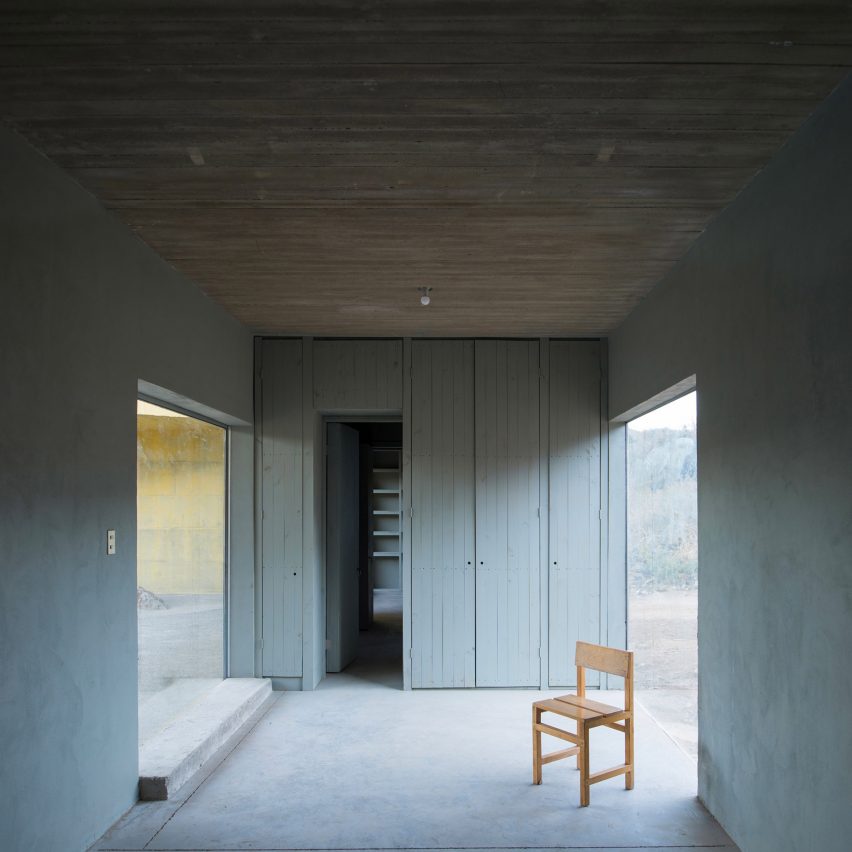 Bedroom in Raem House by Pezo von Ellrichshausen