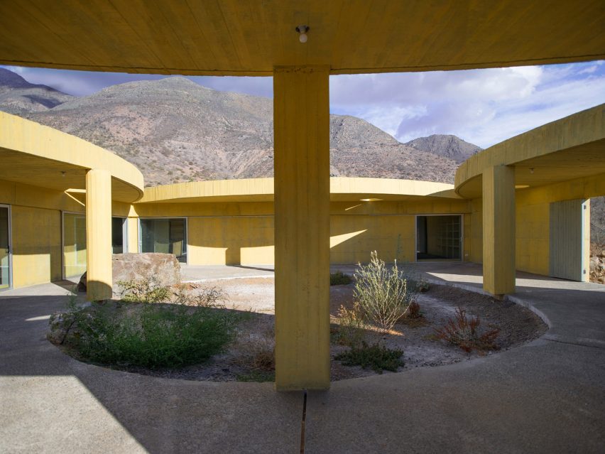 Courtyard and column of Raem House by Pezo von Ellrichshausen