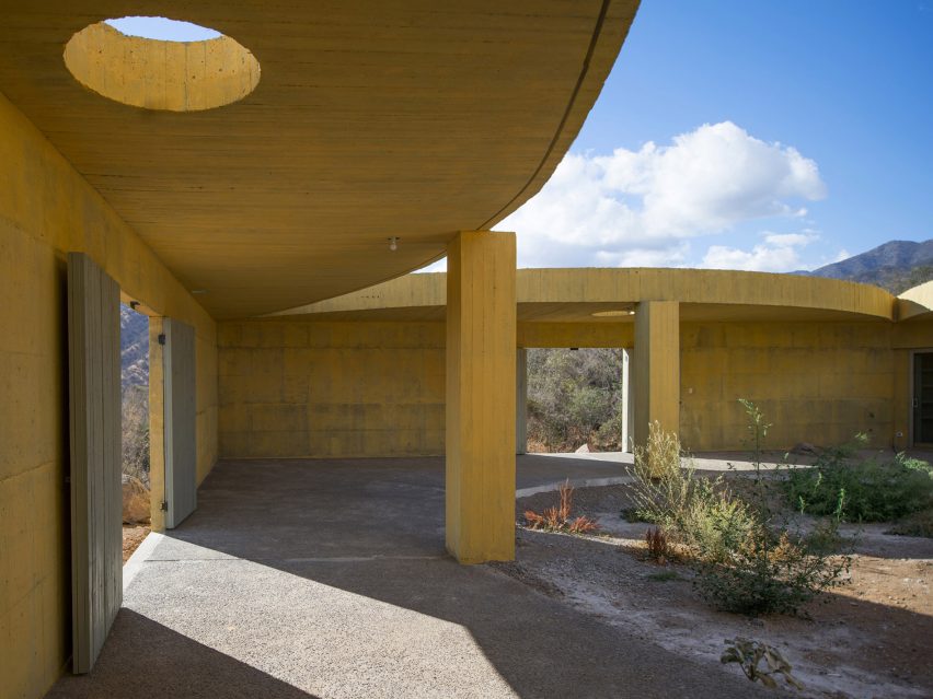 Entrance to courtyard of Raem House by Pezo von Ellrichshausen